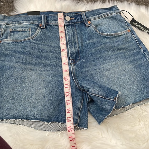 BlankNYC Mom Denim Shorts - Picture 5 of 9